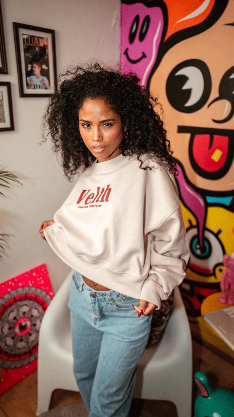 Poleron / Hoodie Crop Top oversize Velth “Let Your Light Shine”