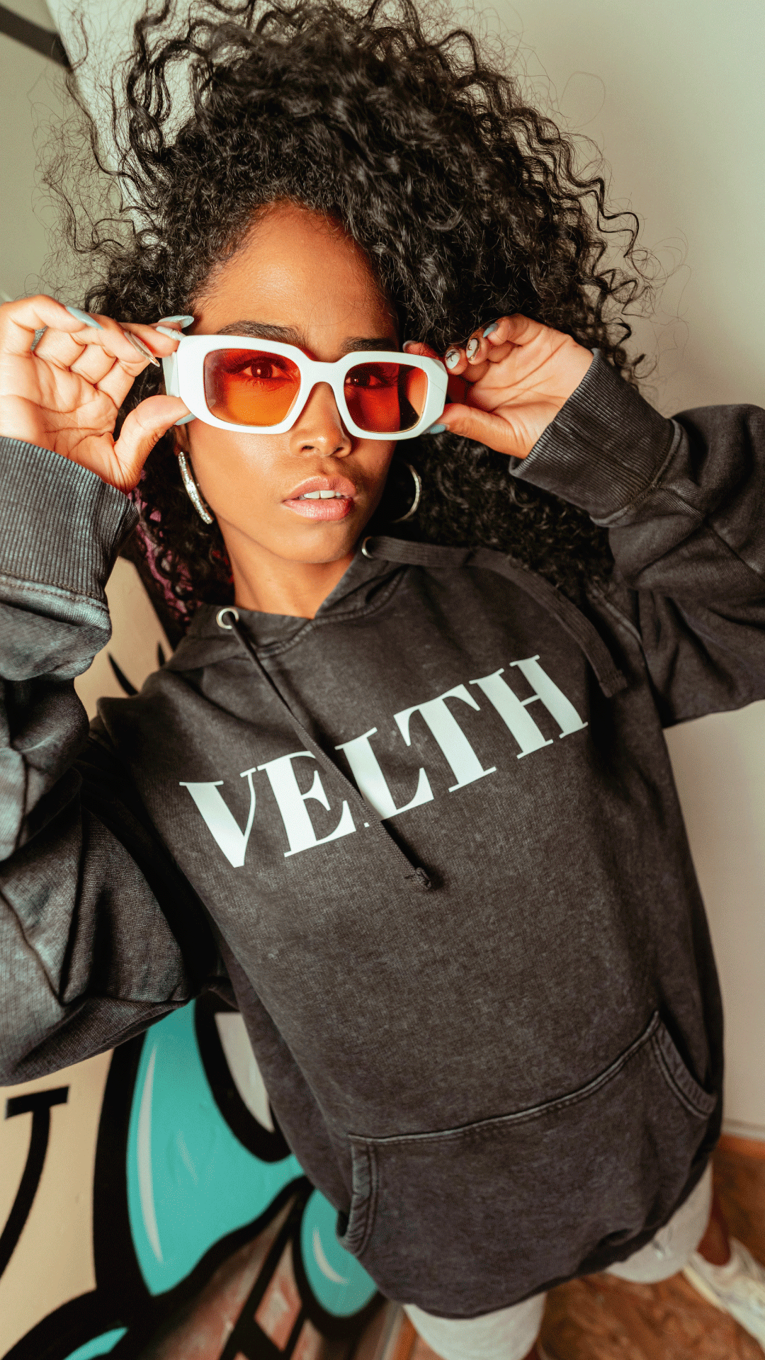 Hoodie Velth "TRYING" acid wash
