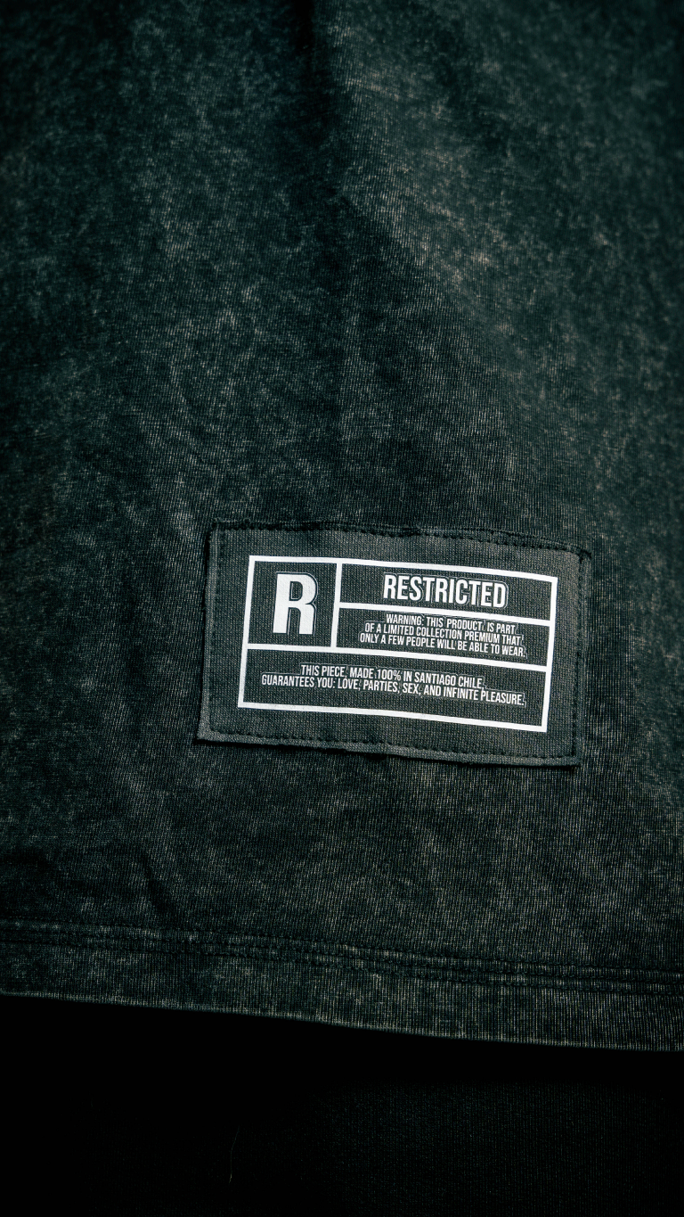 Varsity Tee / Washed Black