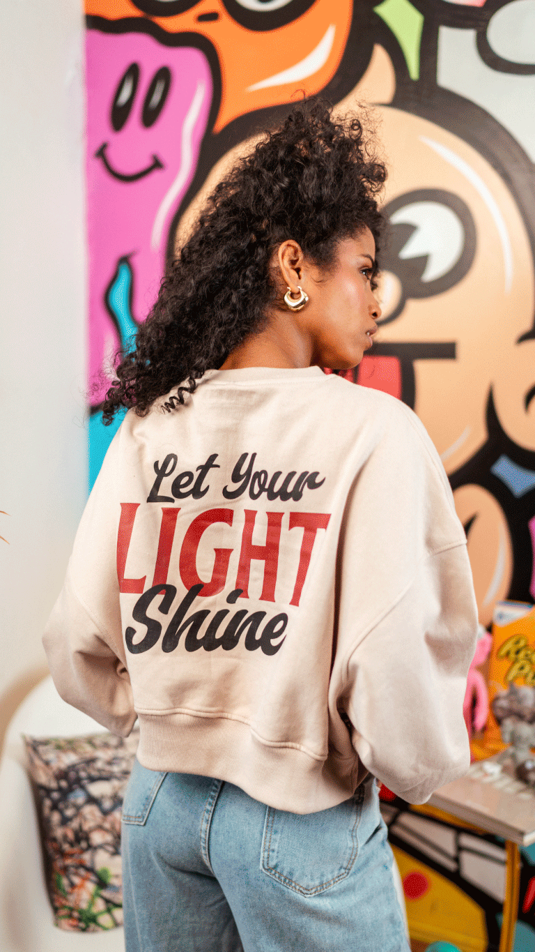 Poleron / Hoodie Crop Top oversize Velth “Let Your Light Shine”