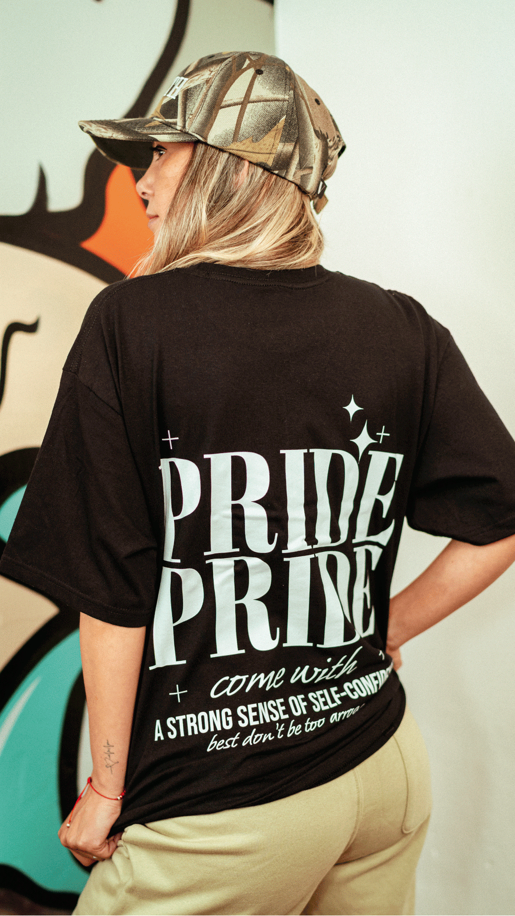 T-shirt Velth Black "PRIDE"