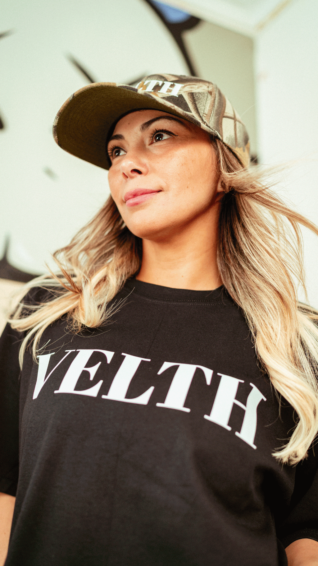 T-shirt Velth Black "PRIDE"
