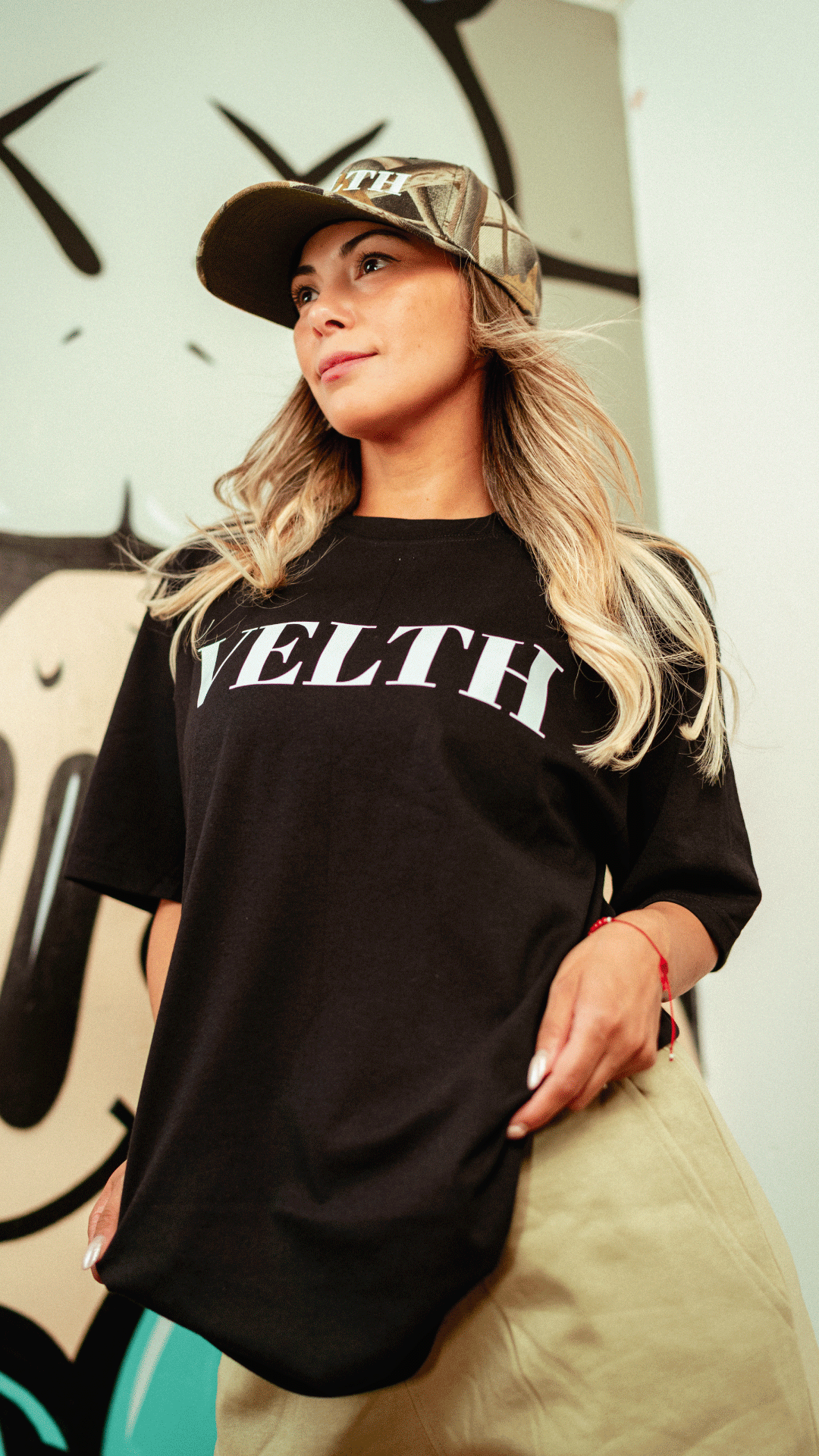 T-shirt Velth Black "PRIDE"