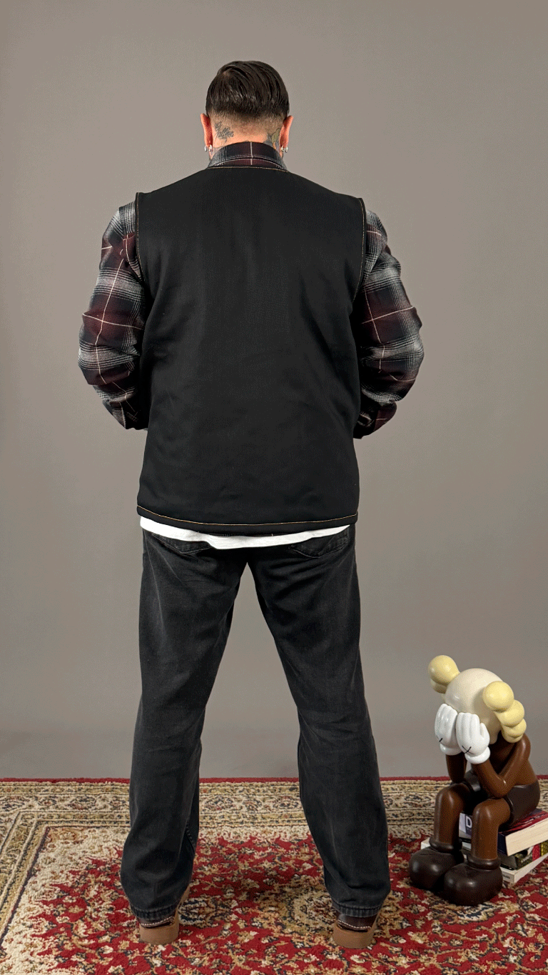 xRIVETx Vest Black