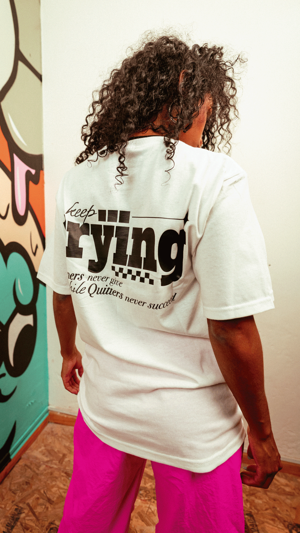 T-shirt Velth Blanca "TRYING"