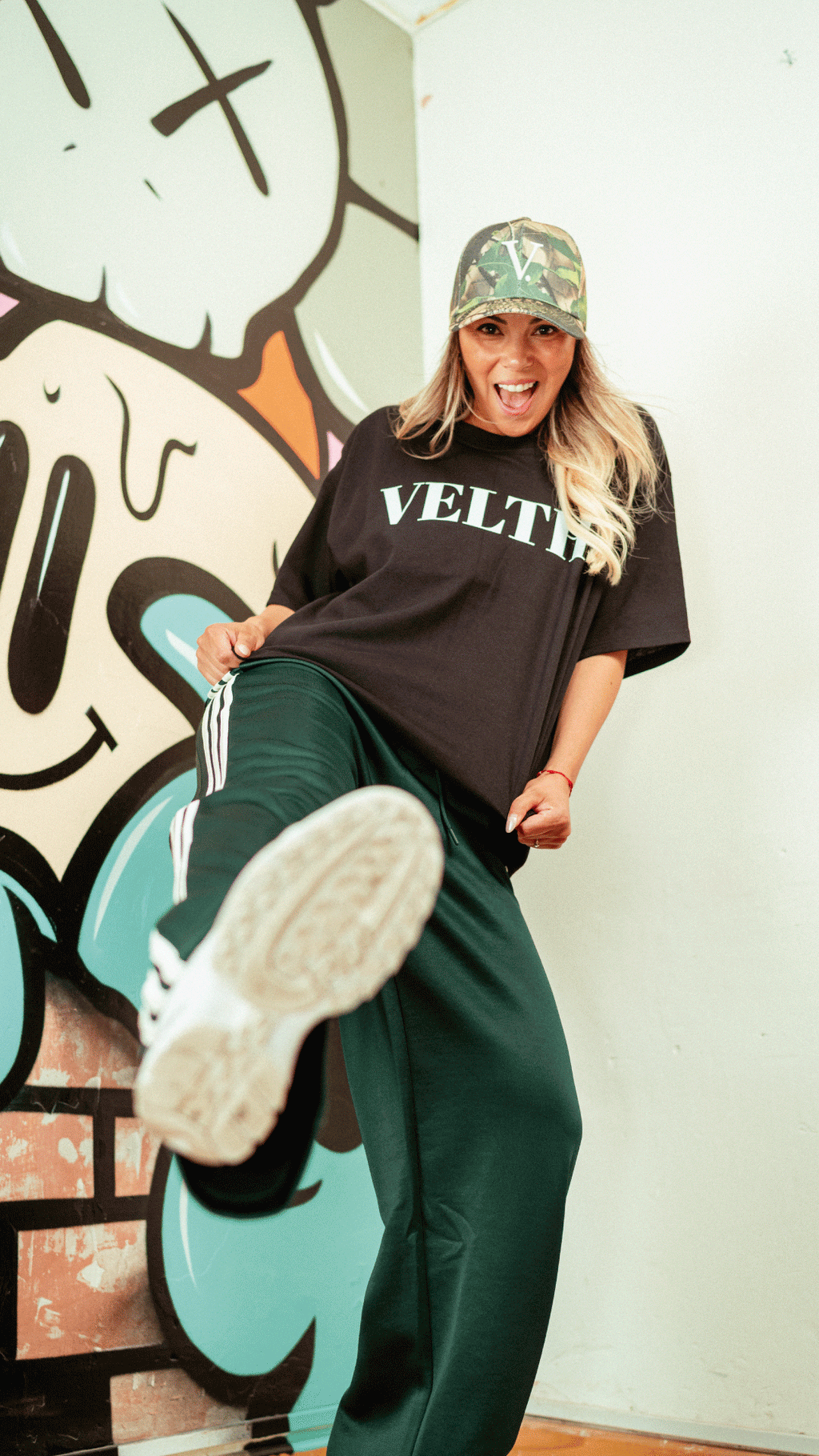 T-shirt Velth Black "TRUST"